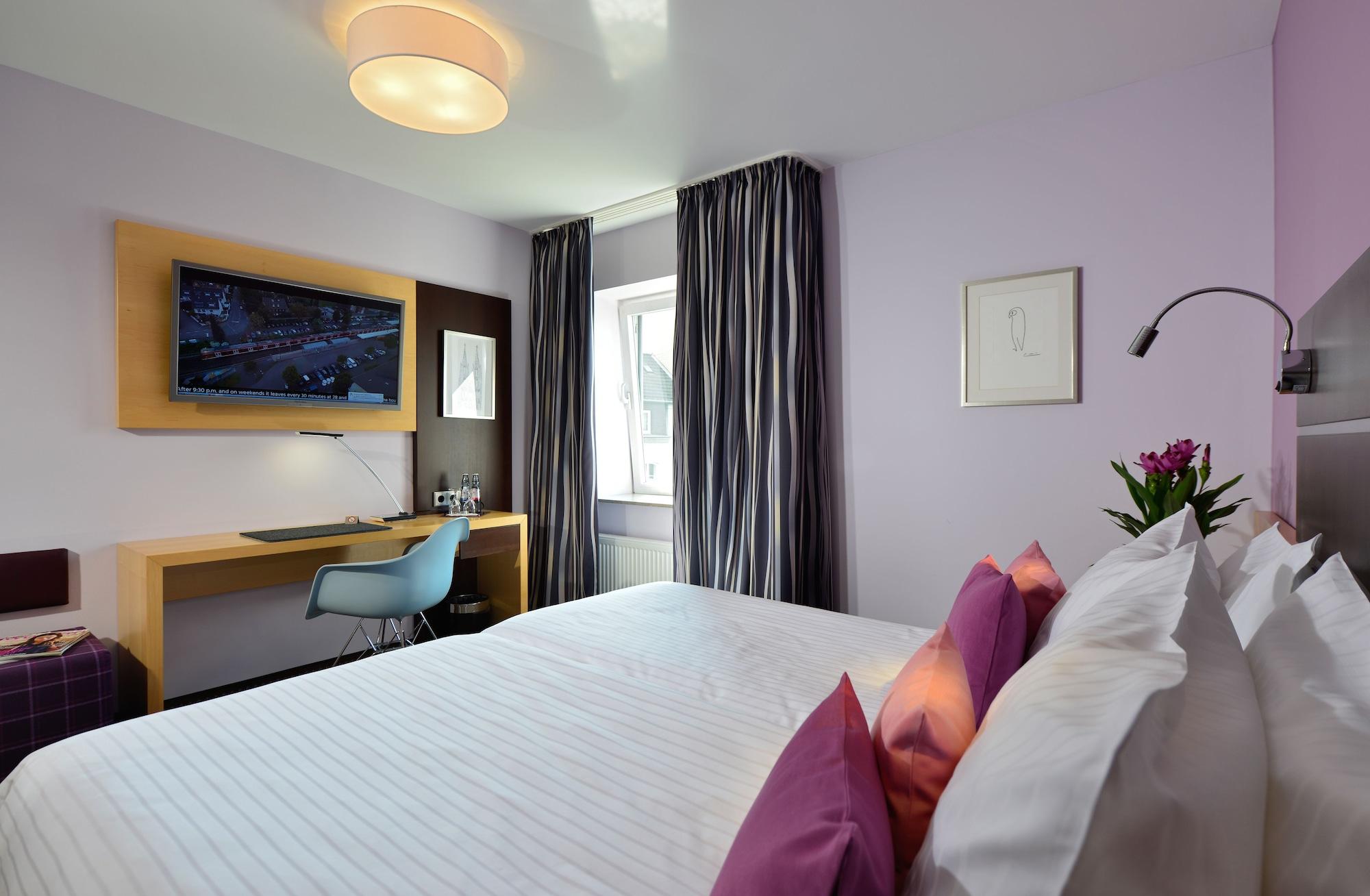Hotel Uhu Garni كولونيا المظهر الخارجي الصورة